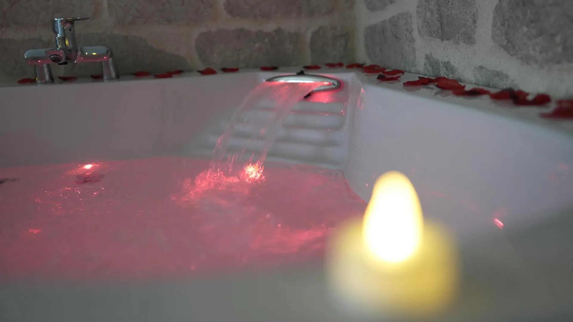 Hébergement de vacances La Suite Neuvilloise Neuville-sur-Saône
