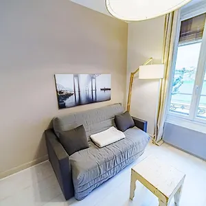 Appartement Le Petit Delore - 2 Personnes - 8, Lyon